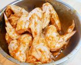 รูปขั้นตอนการทำที่ 2 ของ ปีกไก่อบซอสบาร์บีคิว