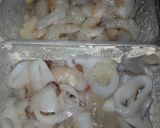 Foto langkah ke 1 dari resep Udang🦐cumi🦑jagung🌽 saos padang..