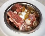 A picture of step 1 of Mutton roghan josh rice.