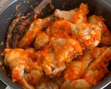 Foto langkah ke 2 dari resep Ayam Paprika (cocok untuk anak kecil).