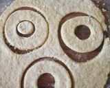 A picture of step 6 of Doughnuts.