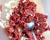 A picture of step 1 of My Beef plus Veg kebobs. 😗.
