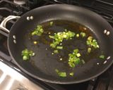 A picture of step 2 of Salmon cutlets with Lemon Sauce.