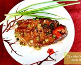 Hình bước làm 2 của món Cá chẽm kho hành ớt