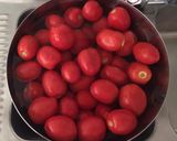 Foto del passaggio 1 della ricetta Conserva di pomodoro fresco 🌷