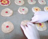 Foto del paso 8 de la receta: Galletas con chocolatinas de colores