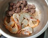 Foto langkah ke 2 dari resep Sup Mie Udang.