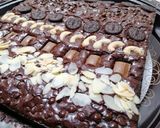 Foto langkah ke 7 dari resep Chewy Brownies Premium.