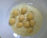 Foto langkah ke 4 dari resep Roti ketawa mini (onde² ketawa mini).