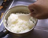 Sauteed rice ball, with oil and soy sauce