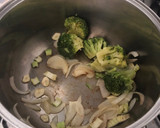 Foto del paso 1 de la receta: 190. Crema de brocoli (entrante crema)