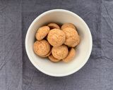 Foto del passaggio 2 della ricetta Tortino al Cioccolato, Amaretti e Fragole