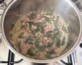 Foto del passaggio 1 della ricetta Risotto con piantaggine e pancetta 😋