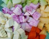 Hình bước làm 1 của món Canh củ quả chay