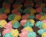 Foto langkah ke 5 dari resep Flower Butter Cookies.