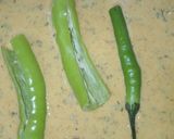 A picture of step 3 of Green chilli pakoras.