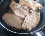 A picture of step 5 of Tender and juicy porkchops.