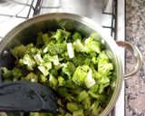 Foto del paso 2 de la receta: Salteado de Brócoli al vapor