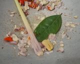 Foto langkah ke 2 dari resep Sup Ikan Bandeng Nanas (Asam Asam Segar).