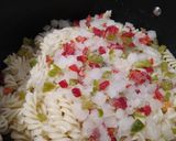 Foto del paso 2 de la receta: Ensalada de pasta puertorriqueña a lo Guabino's