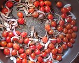 Φωτογραφία βήματος 6 της συνταγής Αλμυρό cheesecake με καραμελωμένα κρεμμύδια και ντοματίνια 🍅🍅