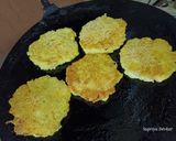 A picture of step 3 of Sweet corn pancakes.
