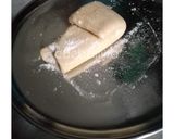 A picture of step 1 of Veg Soya without oven.