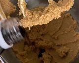 Foto del paso 2 de la receta: Cookies con rocklets y trozos de chocolate
