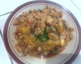 Foto langkah ke 6 dari resep Tumis Tahu Telur Dadar.
