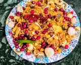 A picture of step 8 of Red Poha, Sprouts, Makhana Masala.
