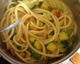 Foto del paso 5 de la receta: Pasta con güicoyes y crema de pollo
