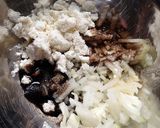 A picture of step 1 of Easy & Tasty Balsamic Cottage Cheese Dip / Spread.