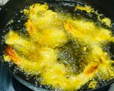 A picture of step 5 of Whosayna’s Prawn Tempura.