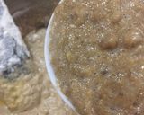 A picture of step 5 of Banana crumb cake.