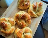 A picture of step 8 of Garlic Knots from scratch.