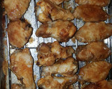 Foto del paso 2 de la receta: Alitas al yogurt y patatas asadas al microondas