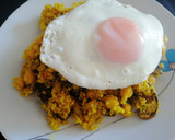 Foto del paso 9 de la receta: Quinoa al curry con garbanzos y huevo