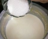 A picture of step 4 of Strawberry Basundi.