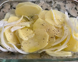 Foto del paso 2 de la receta: Bacalao confitado con patatas