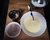 Foto del paso 2 de la receta: Brazo de chocolate y frutos rojos