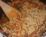 Foto del paso 3 de la receta: Salteado de verduras con fideos chinos y gambas