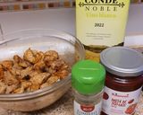 Foto del paso 1 de la receta: Carne de cerdo guisada con polenta (tocăniță de porc cu mămăligă)