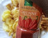 A picture of step 6 of Spicy homemade crisps.