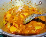A picture of step 3 of Pointed Gourd with Potato Curry.