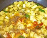 A picture of step 4 of Bottle Gourd and Beans Curry.