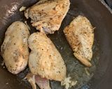 صورة لخطوة 3 من وصفة دجاج بالمشروم 🥘