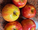 Foto del paso 1 de la receta: Manzana a la canela de Ceylan🍎postrecito tibio que abriga el alma en invierno ♥️no necesita endulzar