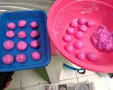 Foto langkah ke 5 dari resep Klepon Coklat Keju.