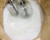 Hình bước làm 4 của món Vào bếp cùng con: Bánh tổ ong kiểu Bỉ (belgian waffle)