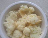 A picture of step 2 of Cheats Cauliflower Cheese.